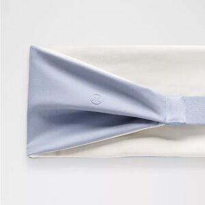 Lululemon Reversible Headband Light Blue White Athletic